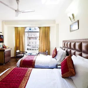 Capital O 2382 White House Continental *** Delhi (National Capital Territory of India)